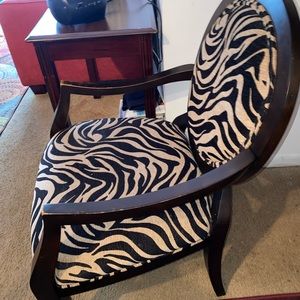 Used Jumbo Chair